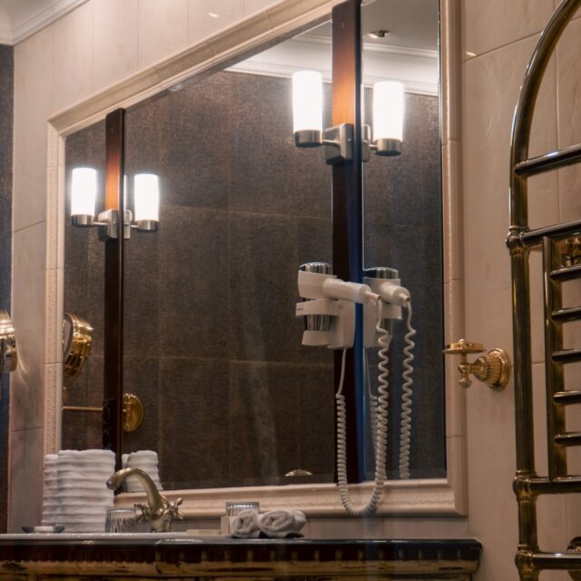 Premium Double Room «Amsterdam» — 8
