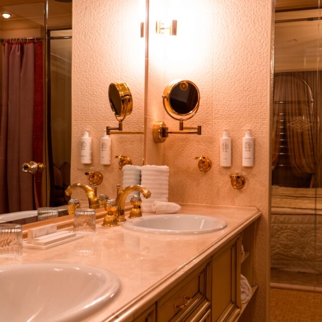 Premium Twin Room «Las Vegas» — 7
